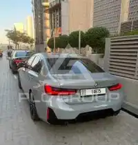 2025 BMW 320