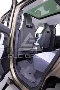 2025 Land Rover DEFENDER