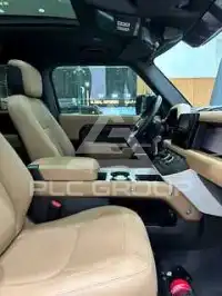 2025 Land Rover DEFENDER
