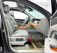 2025 Bentley Bentayga