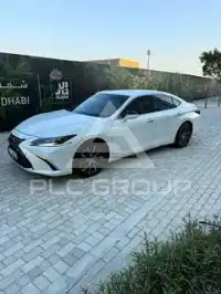 2025 Lexus ES