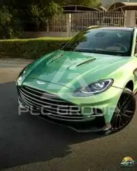 2025 Aston Martin DBX