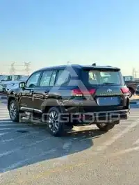 2025 Toyota LAND CRUISER