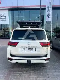 2025 Toyota LAND CRUISER