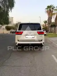 2025 Toyota LAND CRUISER