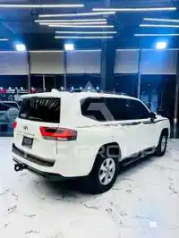 2025 Toyota LAND CRUISER