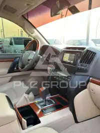 2012 Toyota LAND CRUISER