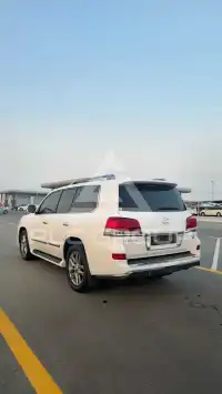 2013 Lexus LX570