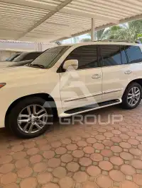 2013 Lexus LX570