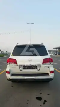 2013 Lexus LX570