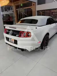 2013 Ford MUSTANG