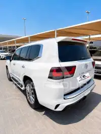 2014 Toyota LAND CRUISER