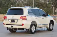 2015 Toyota LAND CRUISER