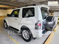 2016 Mitsubishi PAJARO