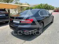 2016 BMW 750