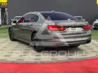 2016 BMW 750