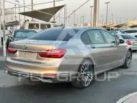 2016 BMW 750