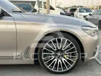 2016 BMW 750