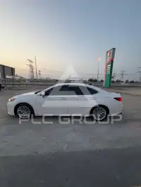 2016 Lexus ES350