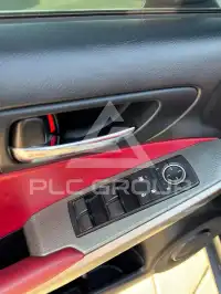 2016 Lexus IS300