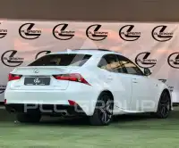 2016 Lexus IS300