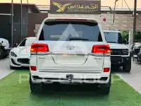 2016 Toyota LAND CRUISER