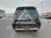 2017 Mitsubishi PAJARO