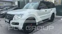 2017 Mitsubishi PAJARO