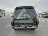 2017 Mitsubishi PAJARO