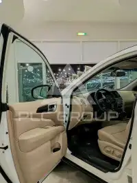 2017 Nissan PATHFINDER