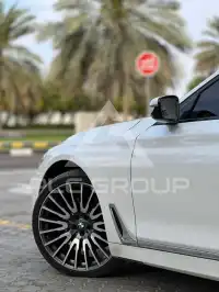 2017 BMW 740