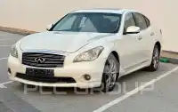 2017 Infinity Q70