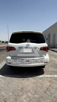 2017 Infinity QX80