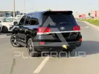 2017 Toyota LAND CRUISER