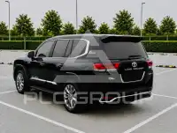 2017 Toyota LAND CRUISER