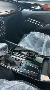 2017 KIA Cadenza