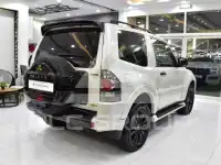 2018 Mitsubishi PAJARO