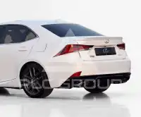 2018 Lexus IS300