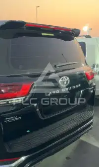 2018 Toyota LAND CRUISER