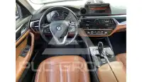 2019 BMW 520