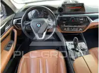 2019 BMW 520