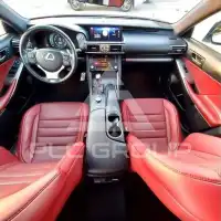 2019 Lexus IS300