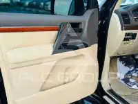 2019 Toyota LAND CRUISER