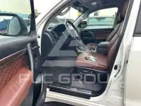 2019 Toyota LAND CRUISER