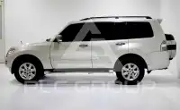 2020 Mitsubishi PAJARO