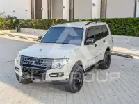 2020 Mitsubishi PAJARO