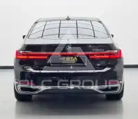 2020 BMW 730