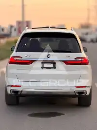 2020 BMW X7