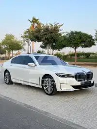 2021 BMW 730
