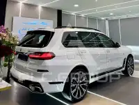 2021 BMW X7